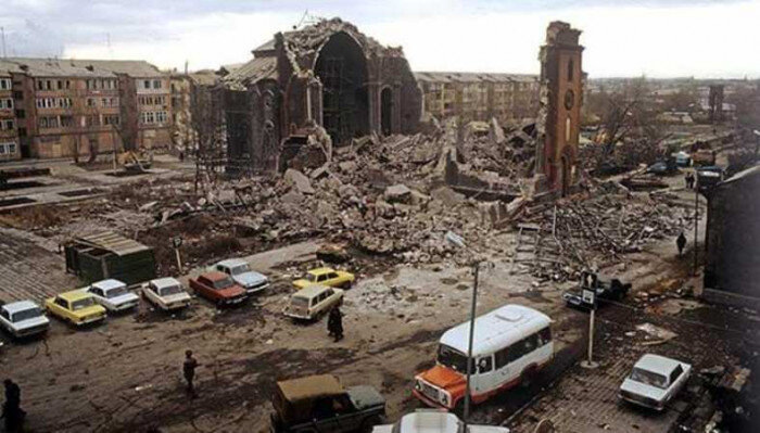 Грузины первыми пришли на помощь: как Грузия помогала армянам во время Спитакского землетрясения?