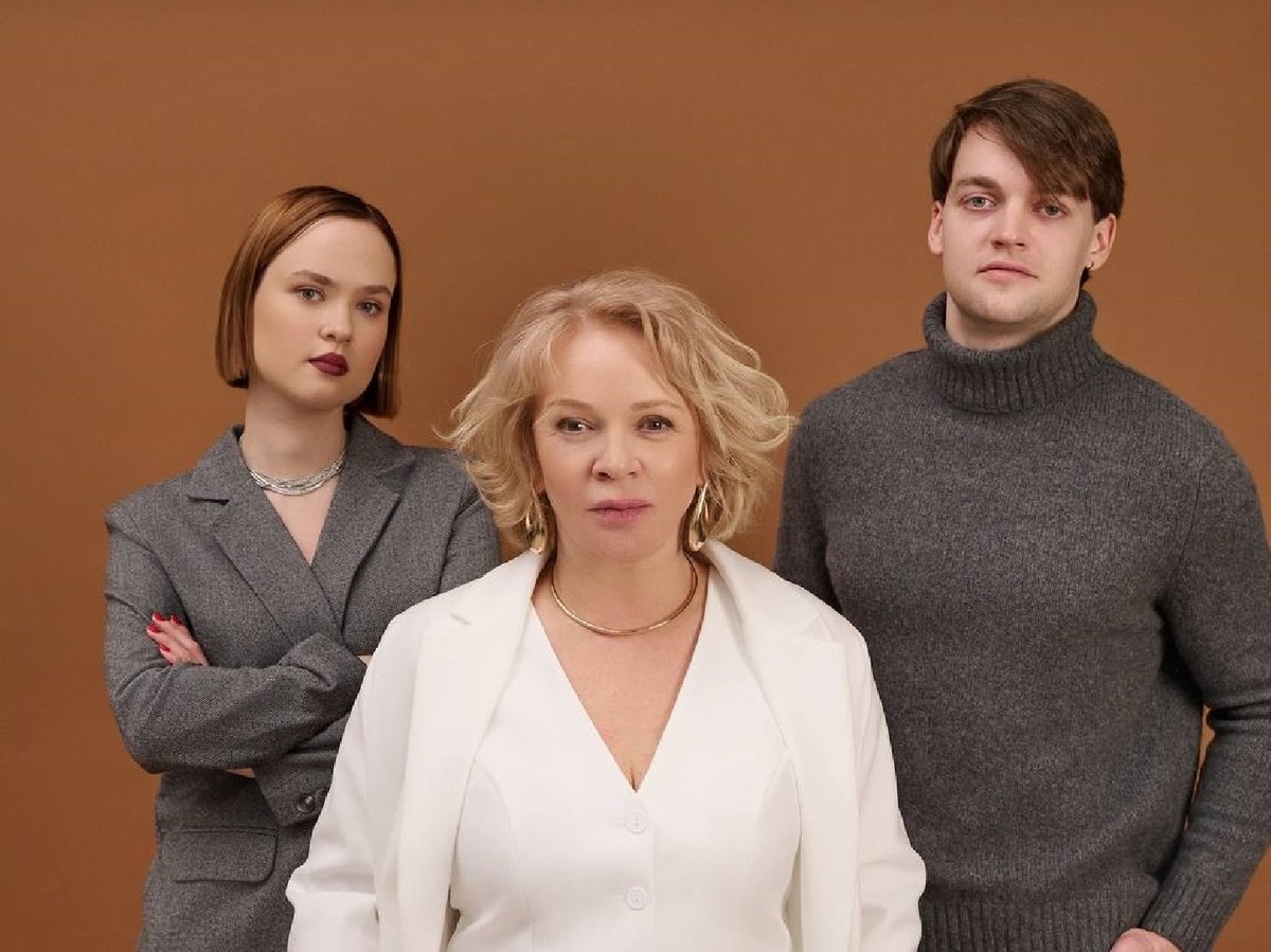    Елена Валюшкина с детьми (Фото: Telegram @ElenaValushkina)