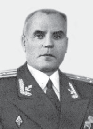 В.В. Бабинцев.
В годы войны военный комиссар Северного отряда кораблей Беломорской военной флотилии.
Послевоенное фото