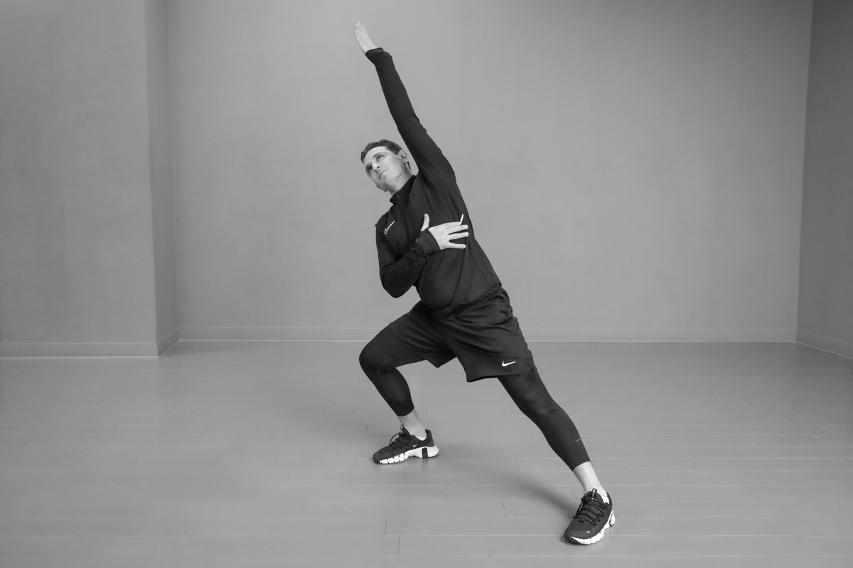    Какие упражнения помогут зарядиться энергией зимой? Показывает эксперт (фото 2)