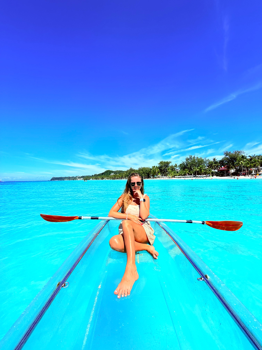 Такую прозрачную лазурь я видела разве что на Кайо-Коко и Мальдивах