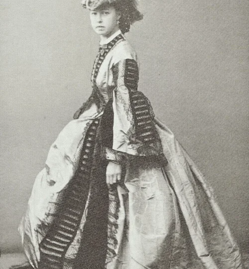 «Императрица Евгения и её русская соперница: маскарад, который потряс Тюильри»