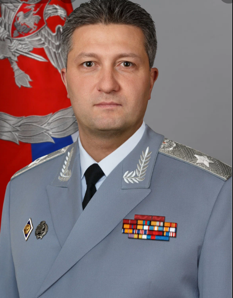 Экс-замминистра обороны Тимур Иванов. Пресненский районный суд Москвы частично удовлетворил иск Генпрокуратуры об изъятии у Тимура Иванова и связанных с ним лиц имущества в доход государства. Конфискованы дом в подмосковной деревне Раздоры, усадьба в Калязинском районе Тверской области, автомобили, мотоциклы, коллекция элитных часов, ювелирные изделия, картины русских и зарубежных художников, антикварные книги и оружие. Общая сумма изъятого — более 1,2 млрд рублей. Иванов был осуждён на 13 лет колонии по делу о растрате.