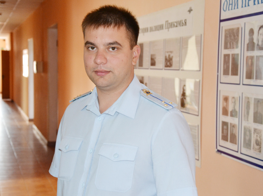 Начальник отделения по раскрытию преступлений в сфере информационных технологий Дмитрий Ваганов