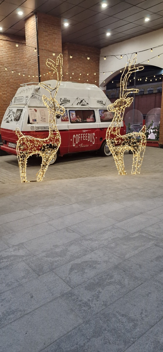 Без оленей на Новый год никак)