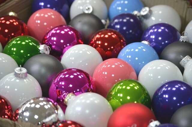    Цех пестрит разнообразием игрушек. Фото: АиФ/ Софья Островская