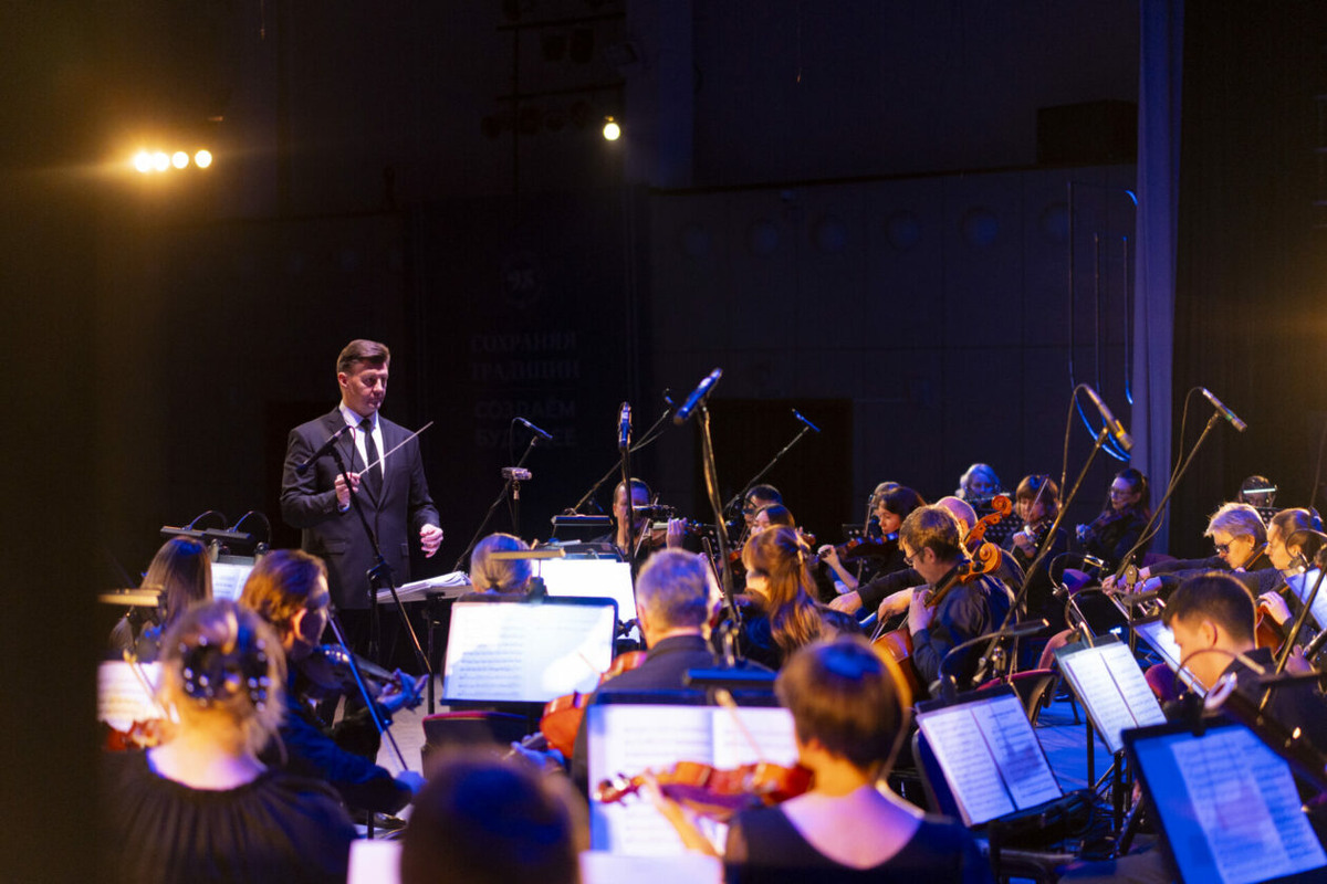 Стихи поэтов Серебряного века прозвучат в обрамлении Губернаторского симфонического оркестра
Фото: Иркутская областная филармония