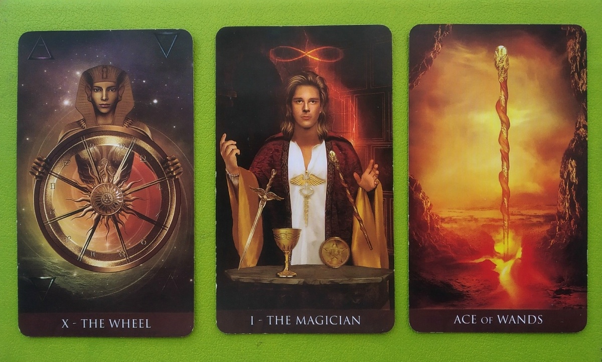 Расклад триплет на отношения киногероев