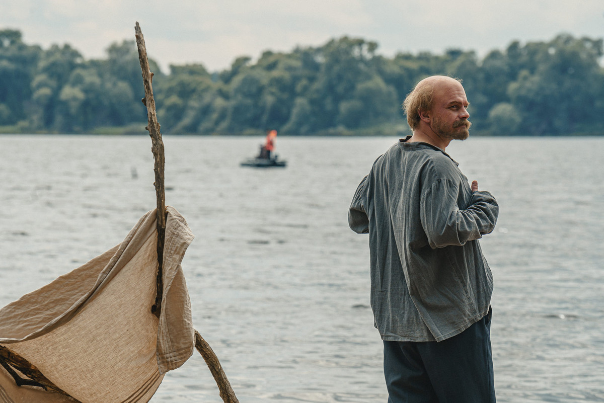 Ленин в Разливе от Кончаловского и Ткачука. Фото Яндекс.Картинки. 