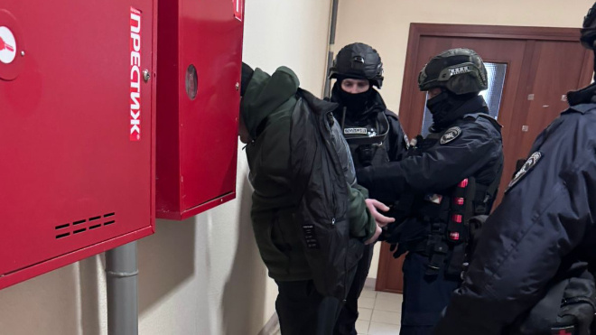 Полиция Петербурга добралась до Подмосковья и преступного узла связи мошенников