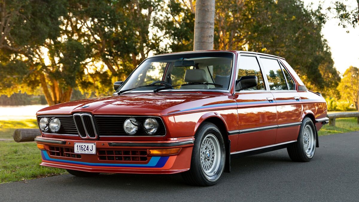 BMW E12 M535i .