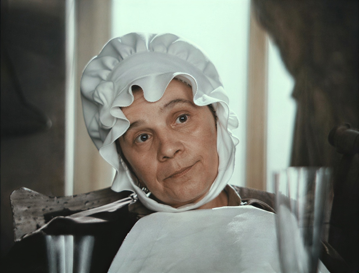 Кадр из фильма «Миргород и его обитатели», производство Киностудии им. Довженко, Творческое объединение «Луч», по заказу Государственного комитета СССР по телевидению и радиовещанию, режиссёр Михаил Ильенко, 1983 г.