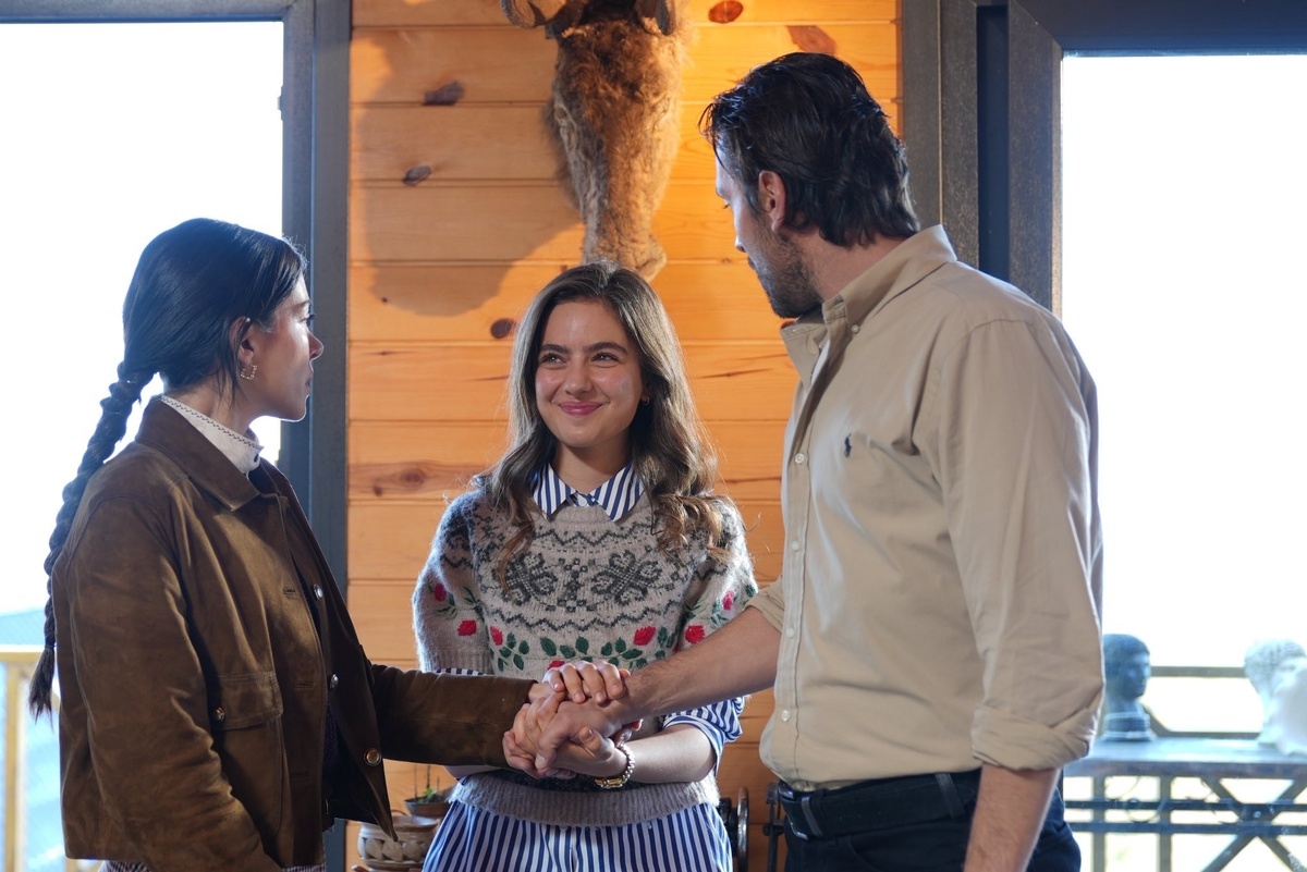 Кадр из сериала  «Это море переполнится». Фото: соцсети