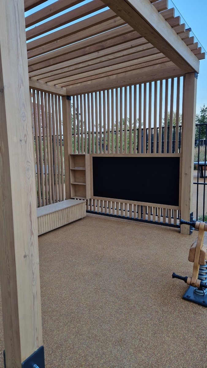 Веранда (навес), деский сад в ЖК AFI Park