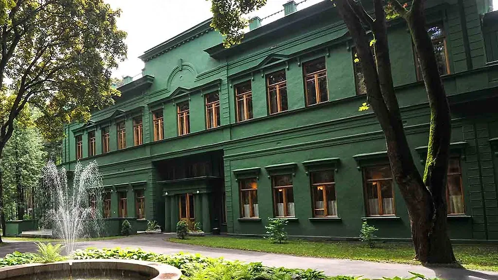 Ближняя дача