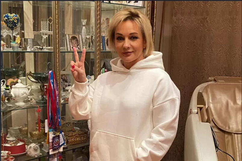 Татьяна Буланова отказала младшему сыну в деньгах, чтобы научить его самостоятельности: важный урок или жестокость?