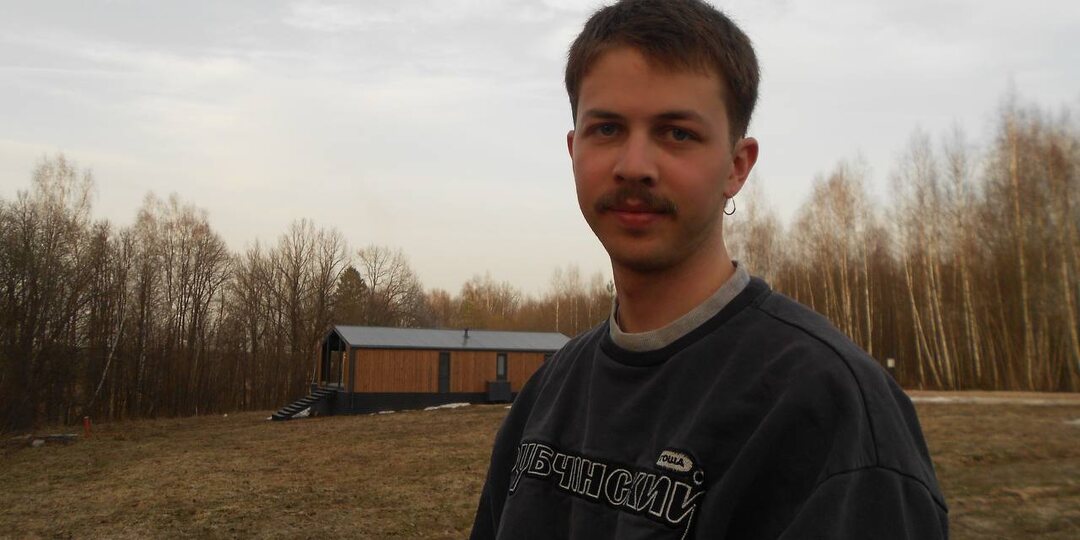 Сын главы языковой службы ООН ведет физ-ру в московской школе