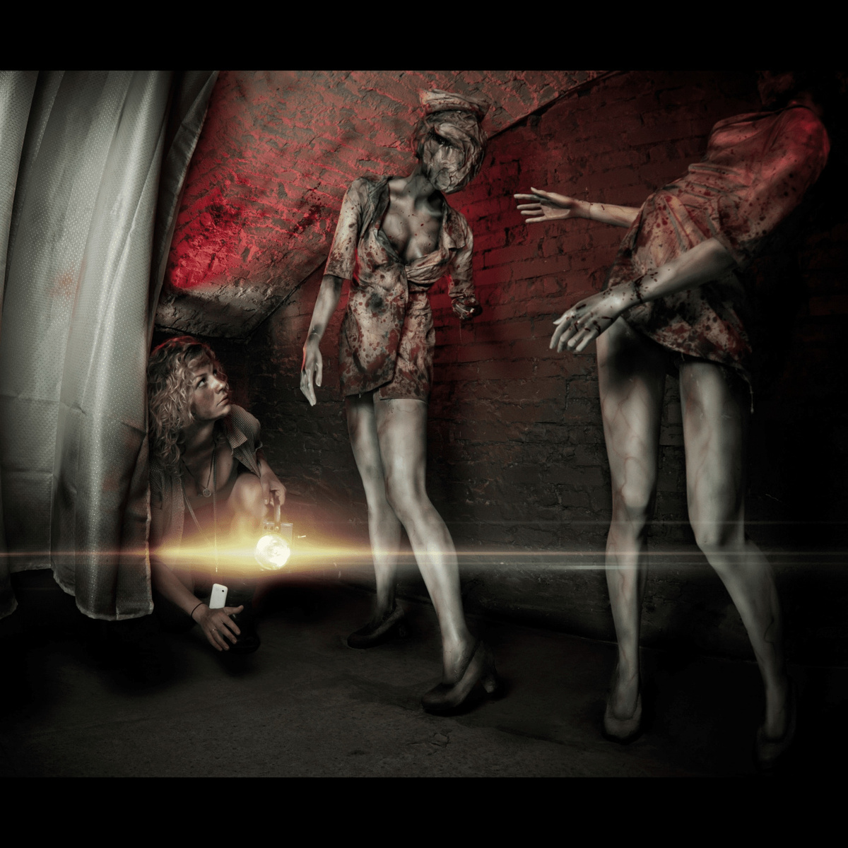 Официальные фото с квеста "Сайлент Хилл" от сети "Взаперти" в Санкт-Петербурге