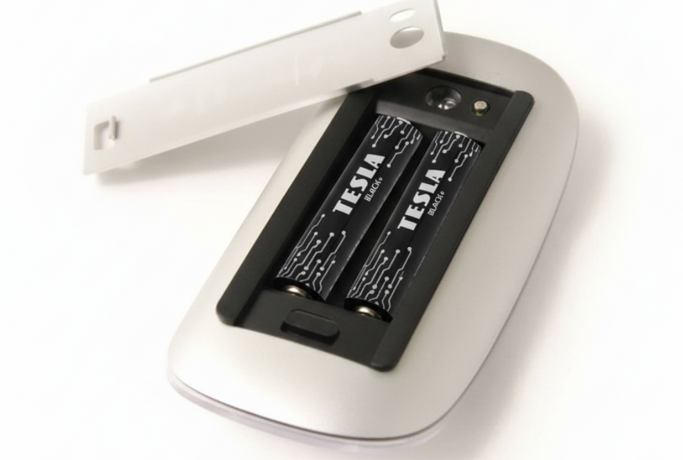 В беспроводных устройствах умеренной энергоемкости вроде компьютеррых мышей и клавиатур будут отличо себя показывать алкалиновые батарейки TESLA Black+