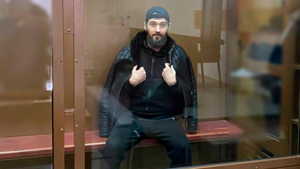     Арестован боец ММА, устроивший спарринг с памятником ветеранам МЧС t.me/ПРОКУРАТУРА МОСКВЫ