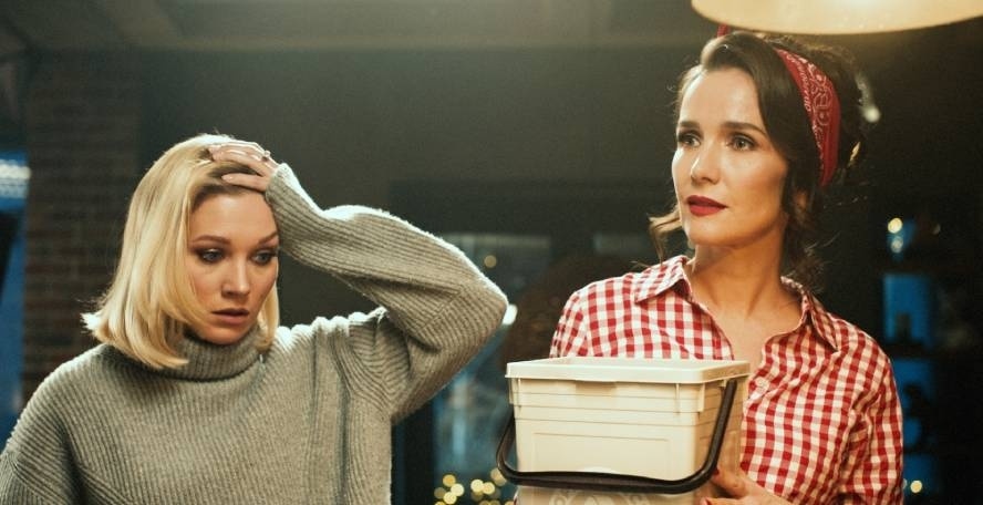    Кристина Асмус и Наталия Орейро в фильме «Письмо Деду Морозу»Фото: Киностудия имени Горького