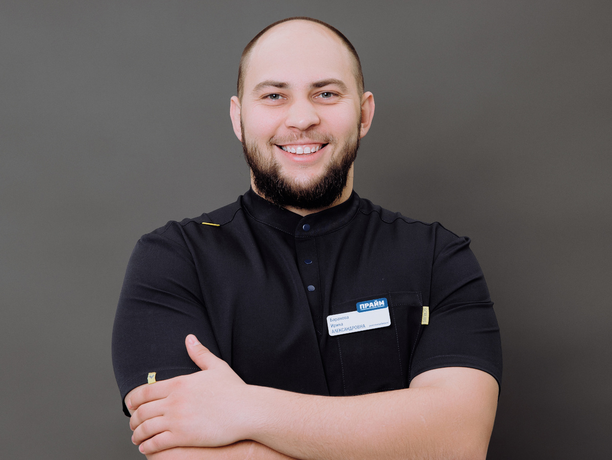 Алексей Сергеевич ведёт приём в филиале на Бирюзова, 28а. 