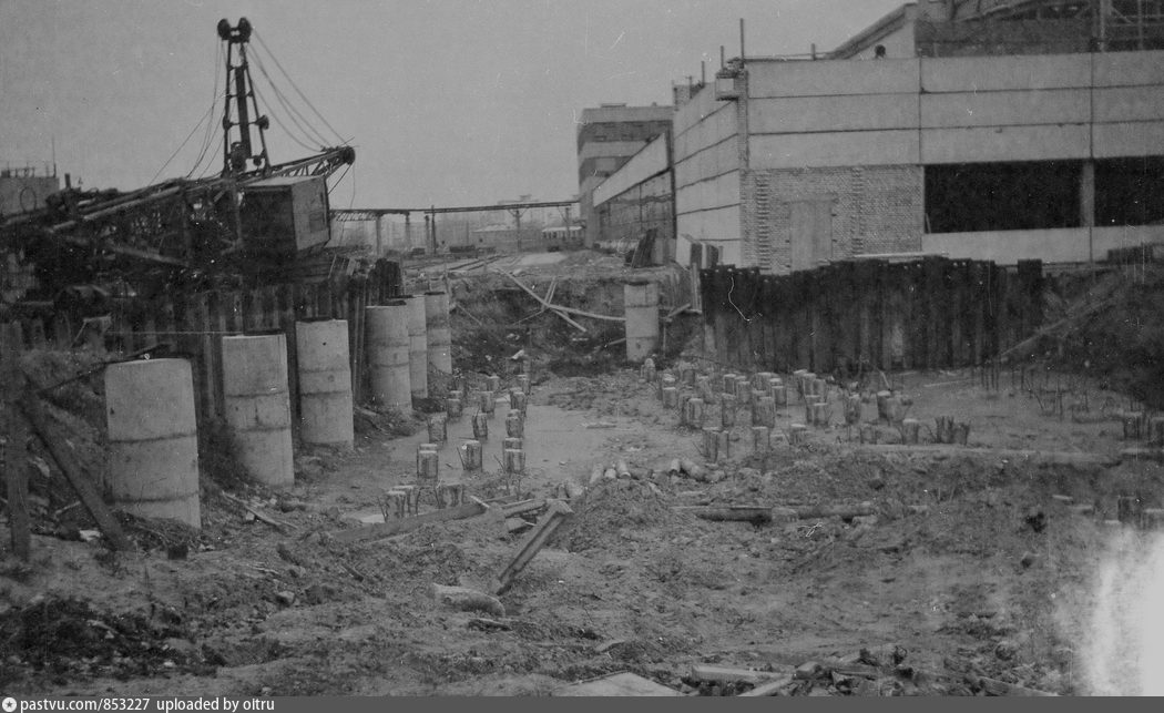 Строительство станции "Дачное"