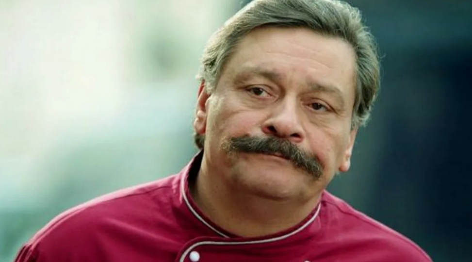 Еле стоят на ногах! Внешний вид звезды сериала «Кухня» Дмитрия Назарова и его жены произвел на зрителей неприятное впечатление