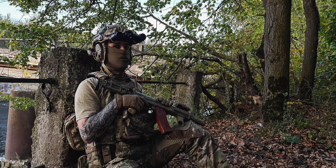 Ночник, тепловизор, цифровая связь, дрон и РЭБ. 5 приборов, которые выводят милсим на новый уровень в 2025 году