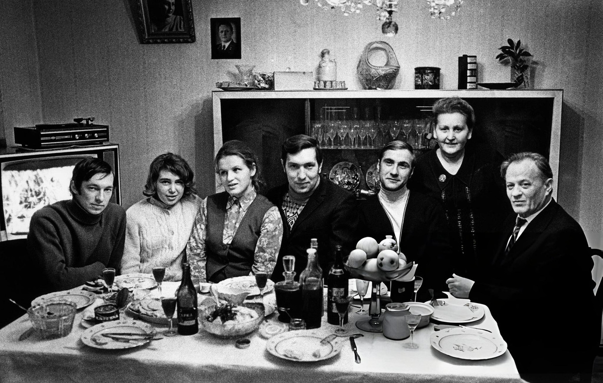 Праздничное застолье