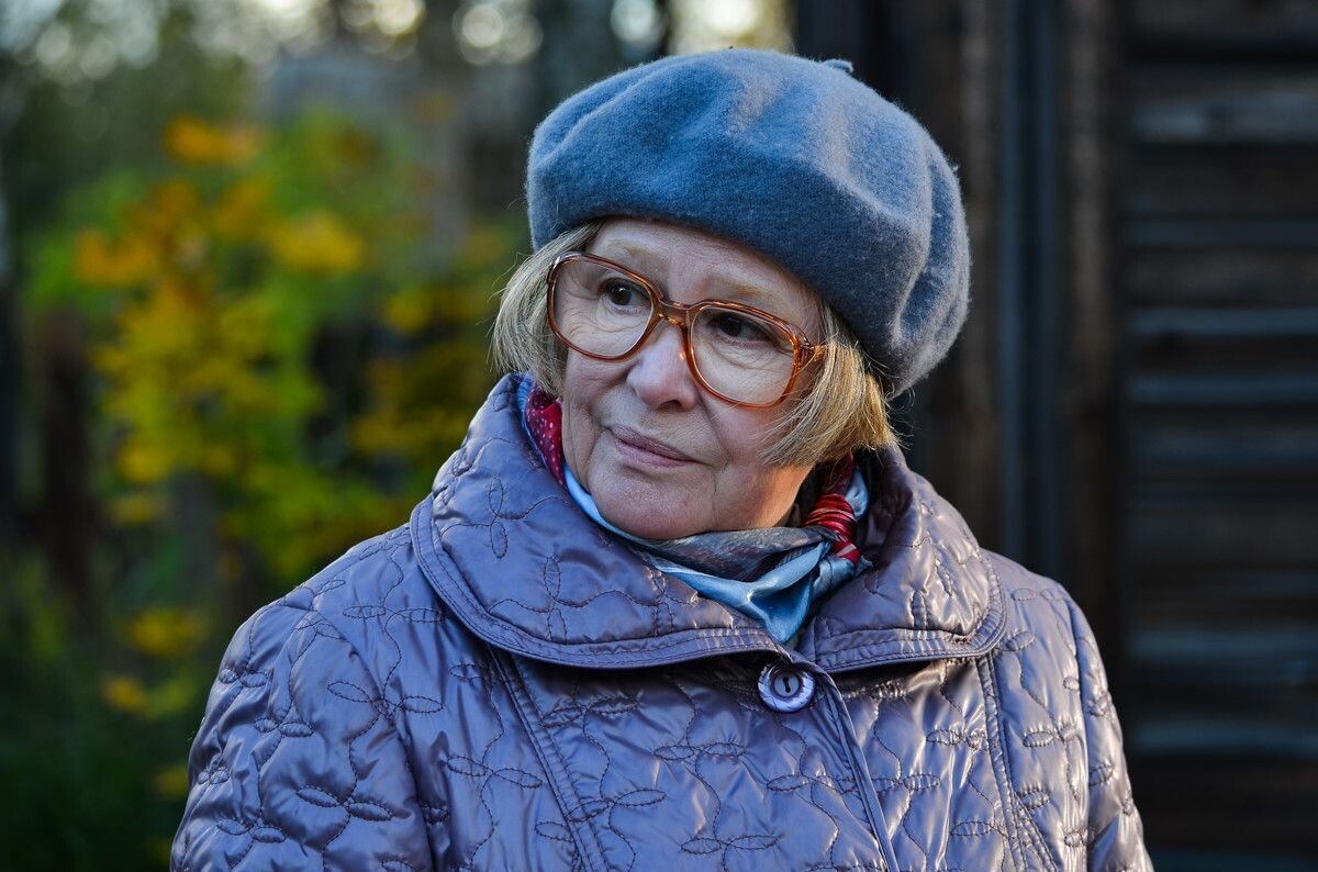 Марина Неёлова в фильме "Карп отмороженный".