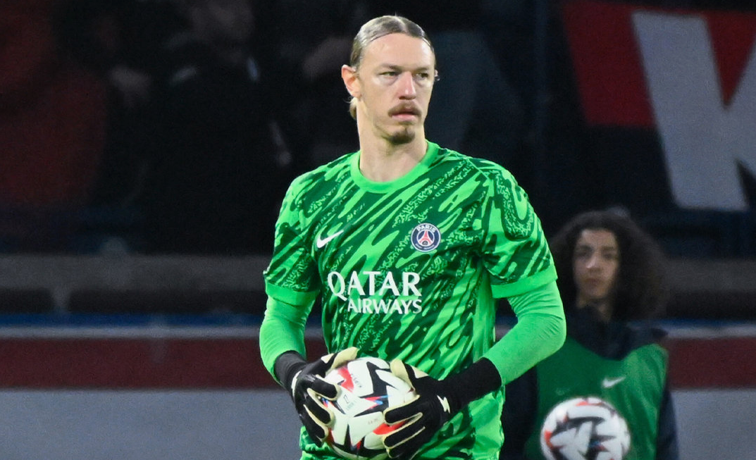 Матвей Сафонов пока не отвоевал себе место первого номера в "ПСЖ". Фото: соцсети