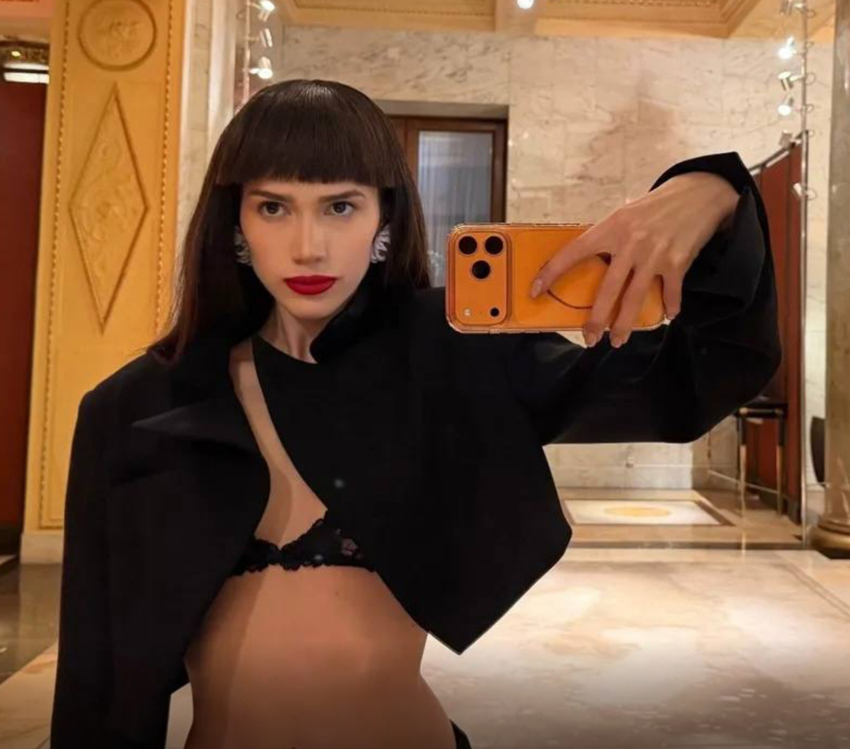     Алина Загитова. Фото: Instagram (Запрещён в РФ) @azagitova