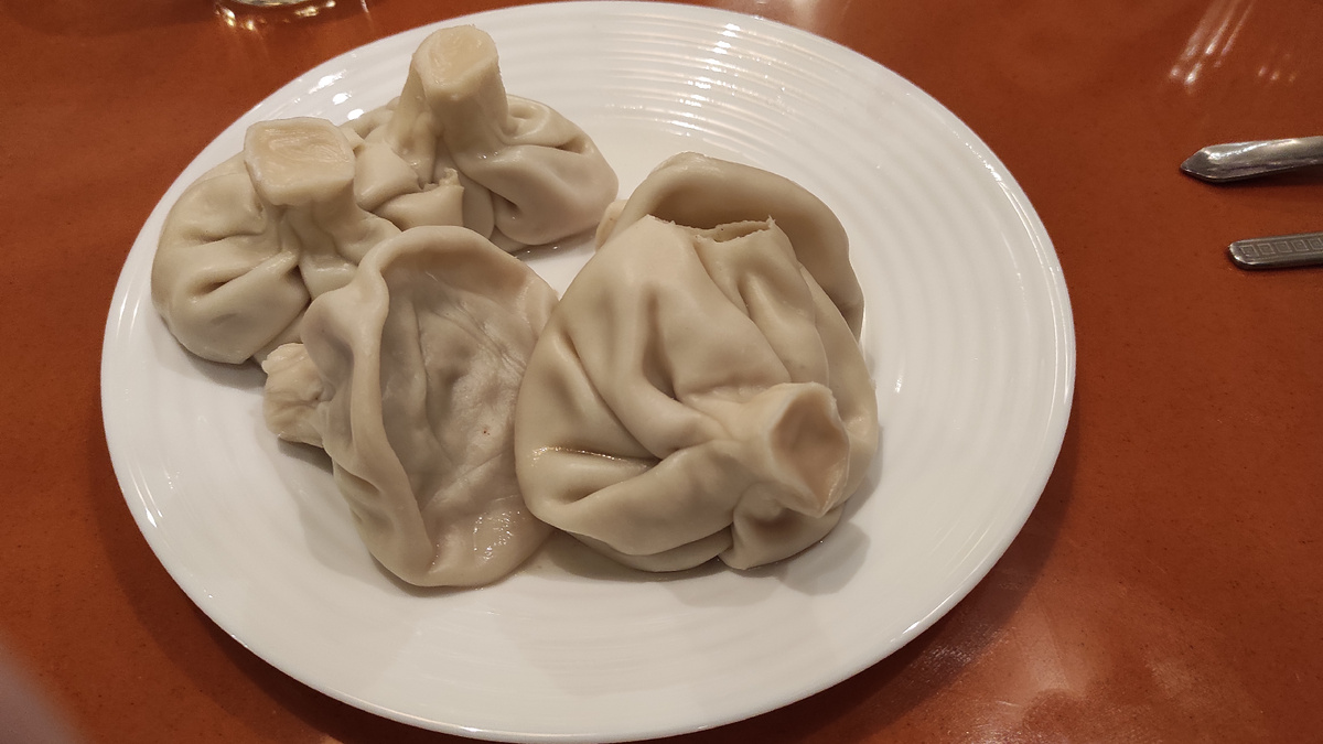 Хинкали в Абхазии - не исконное блюдо. Фото: Кирилл Полиенко/Polienko: путешествуем вдвоём