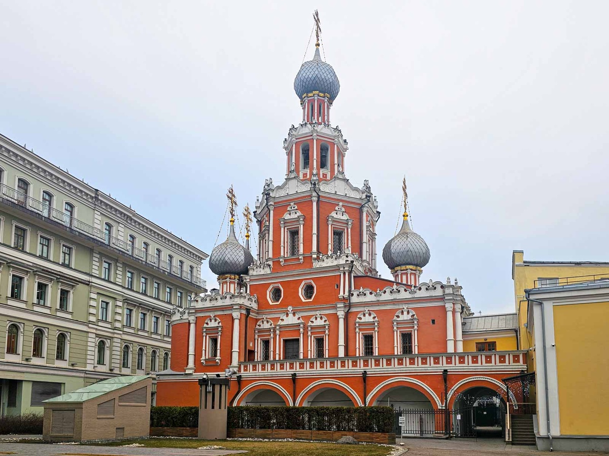 Москва. Знаменская церковь на Шереметевом дворе