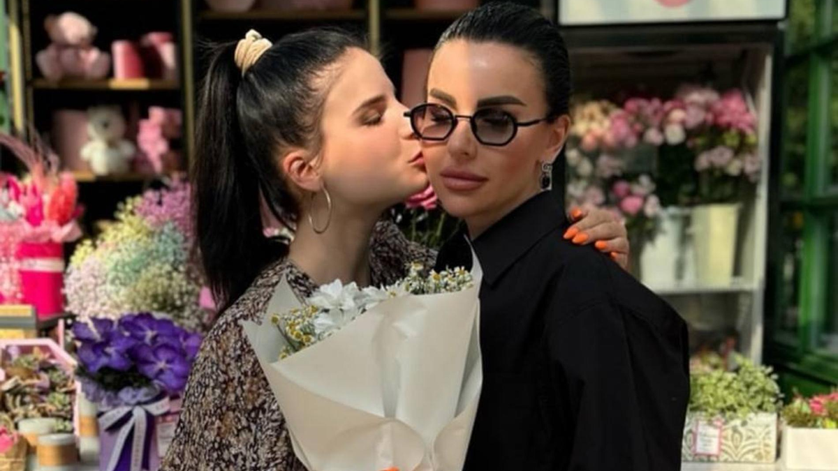    Юлия Волкова с дочерью Викторией. Фото: соцсети героини материала