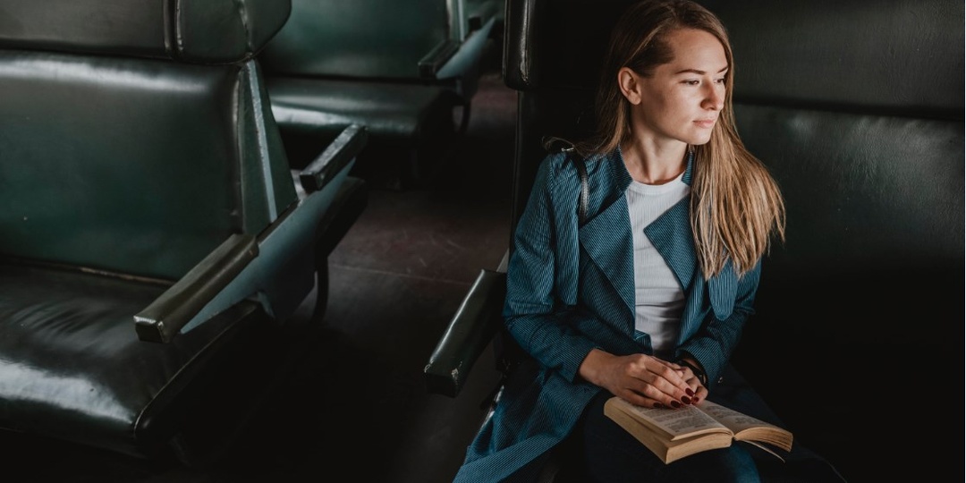 Как только я купила машину и дачу, муж по совету матери сразу же подал на развод и раздел имущество