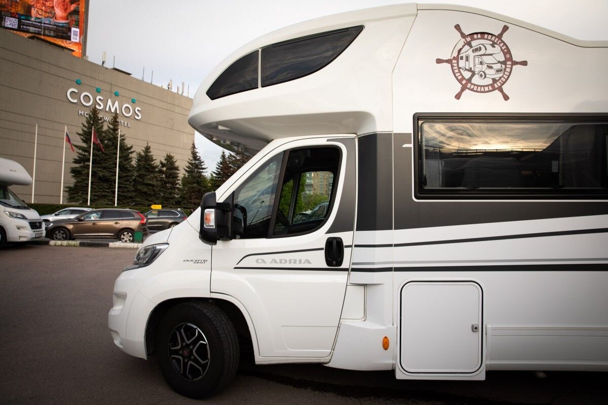 Автодом на площадке Яхт на колесах