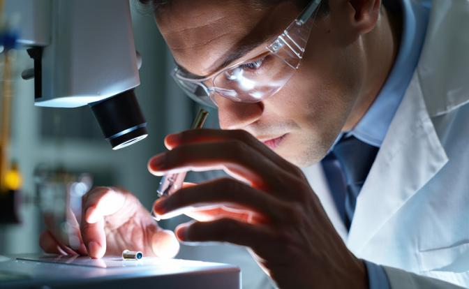 "Мозговой драп" вместо мозгового штурма: кремниевая долина усилилась нашими спецами, создавшими "Ланцет"