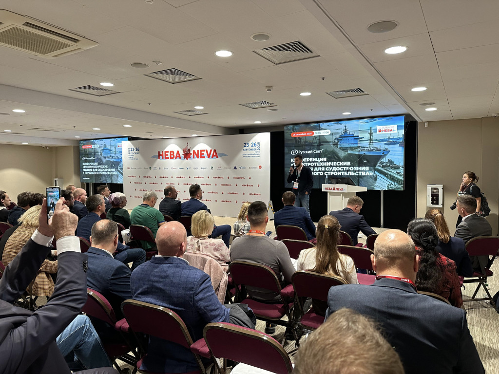 Фото: Пресс-служба ООО «Русский Свет», пресс-служба выставки «НЕВА», Elec.ru, КЭАЗ, DIORA