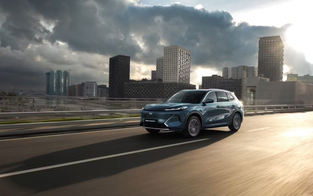    Geely и GAC грозит уход с российского рынка без локализации Фото: geely-motors.com