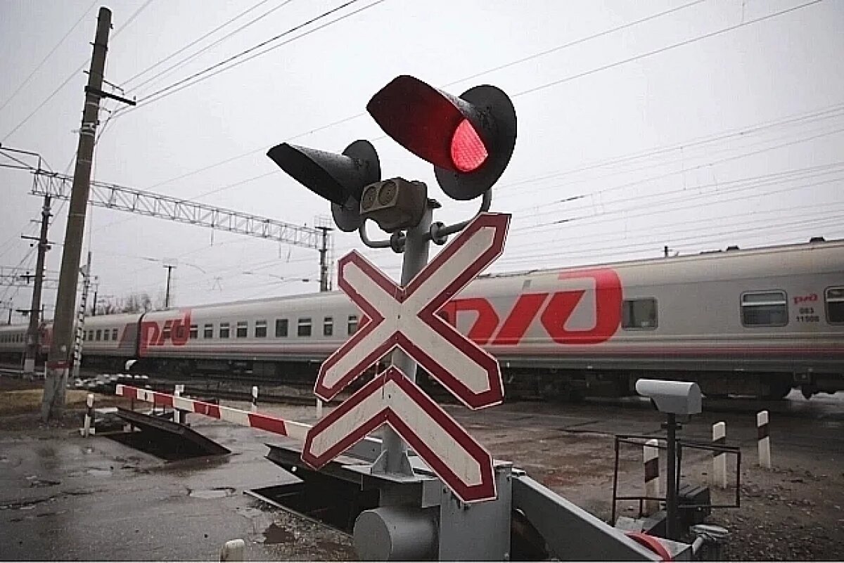    Железнодорожный переезд прикроют для автомобилей в Волжском 9 декабря