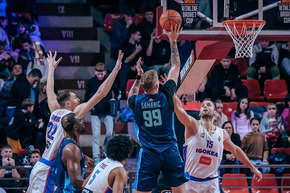    Игроки "Зенита", похоже, не ожидали, что "Игокеа" из Республики Сербской окажет им такое сопротивление. / wbc.vtb-league.com