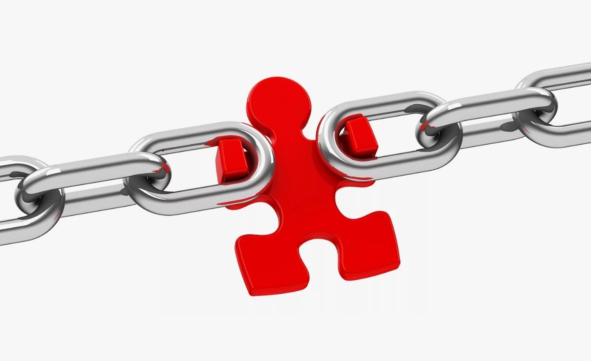 Гениальное изобретение системы: найти идеальную деталь, чтобы скрыть брешь.