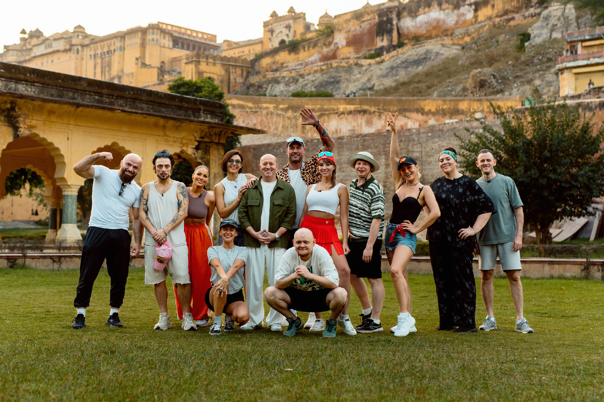 Участники шоу «Тайный миллионер». Фото: телеканал СТС