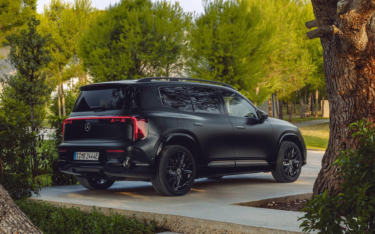 Mercedes-Benz📷Mercedes-Benz GLB