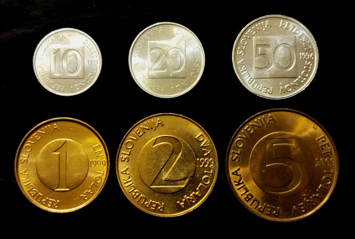 10, 20, 50 стотинов и 1, 2. 5 толаров Словении