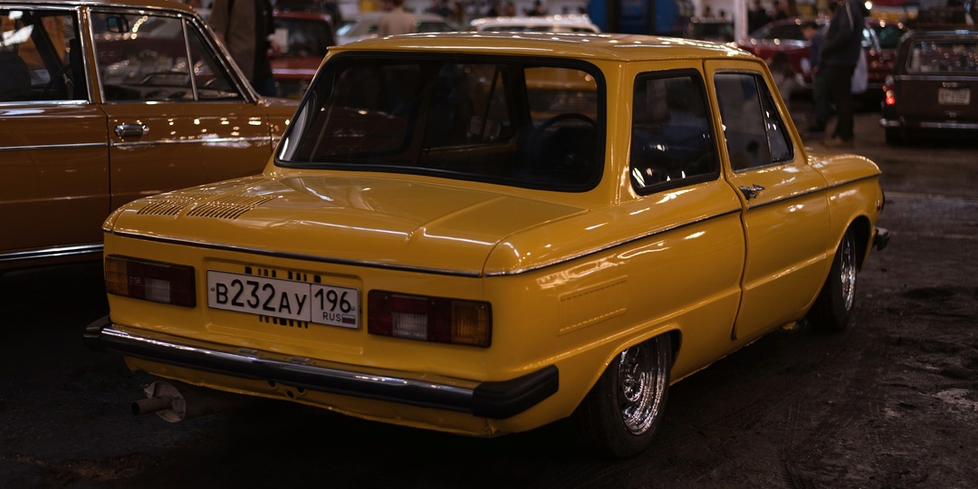 Загадочный Запорожец: почему мотор сзади, а багажник впереди?