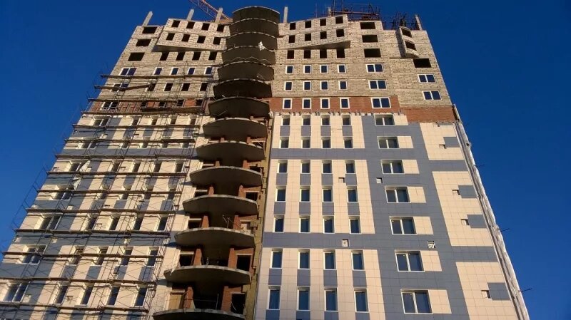 Вот так выглядит долгострой на Тополевой 5 aka ЖК Pool House (Пул хаус) - не вздумайте покупать это новостройку. Обращайтесь в агентство недвижимости OBLAKA - мы никогда не продаем сомнтиельные историю - наша репутация для нас на первом месте.