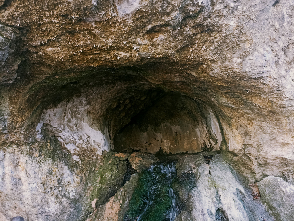 вход в пещеру